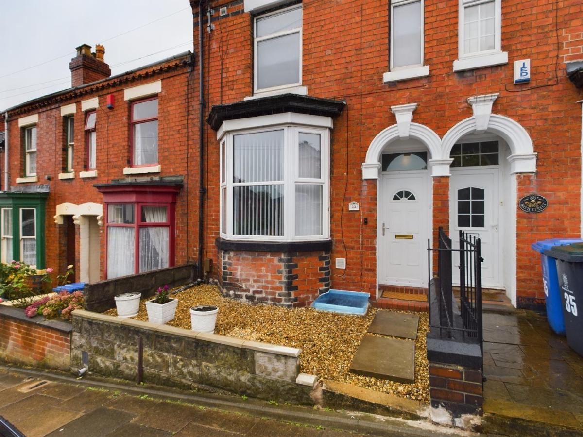 Pottery House - On Trent -free Parking - Location - Sleep 8